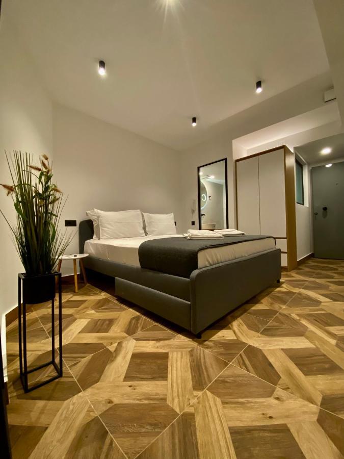 Sunshine Cozy Central Studio Basement كاندية المظهر الخارجي الصورة